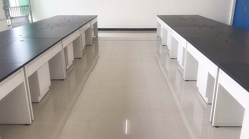 實驗臺臺面的劃痕要怎么修補