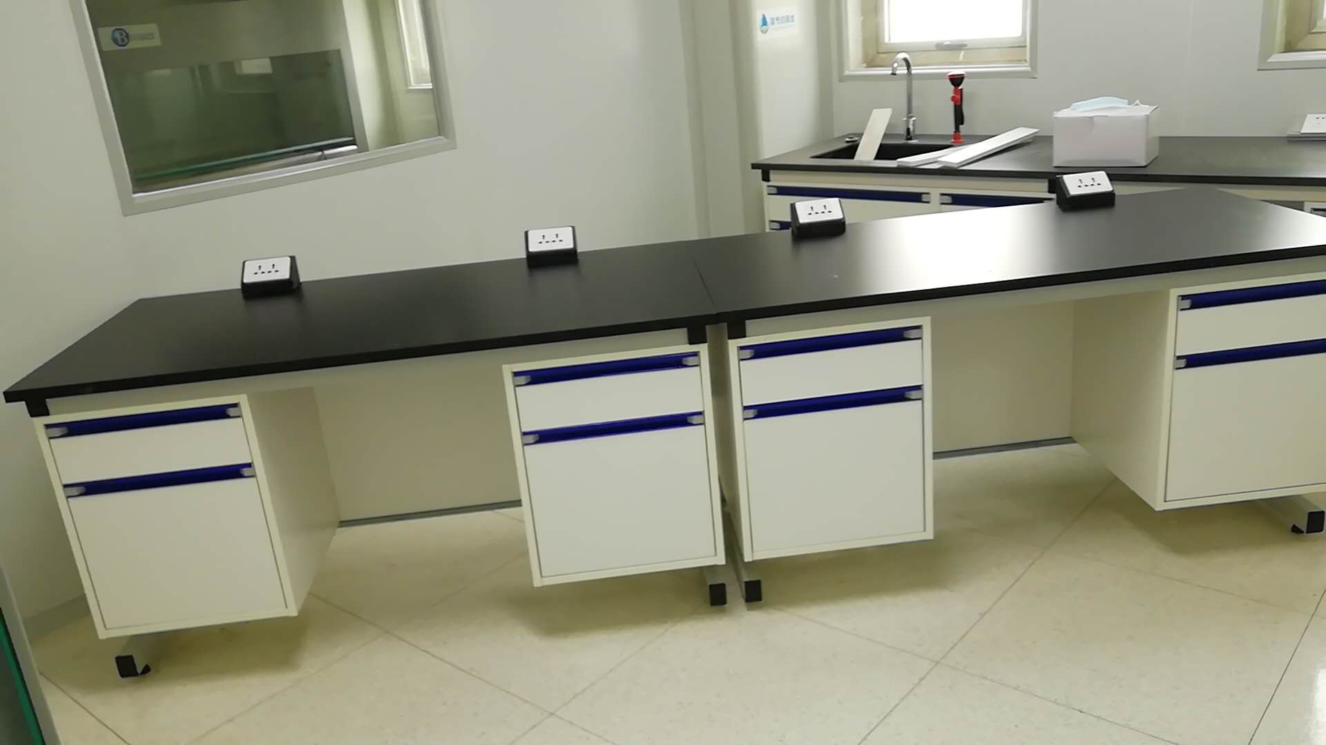 鋼木實(shí)驗(yàn)臺(tái) 鋼木實(shí)驗(yàn)臺(tái)