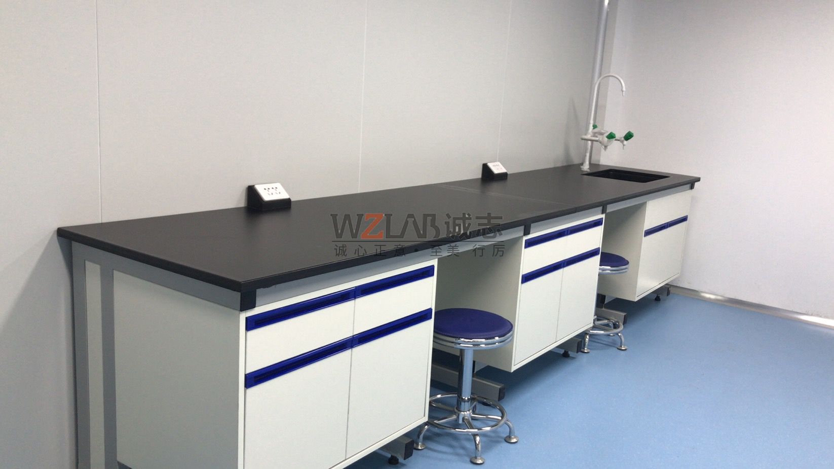 實驗臺著火為什么不能用水？