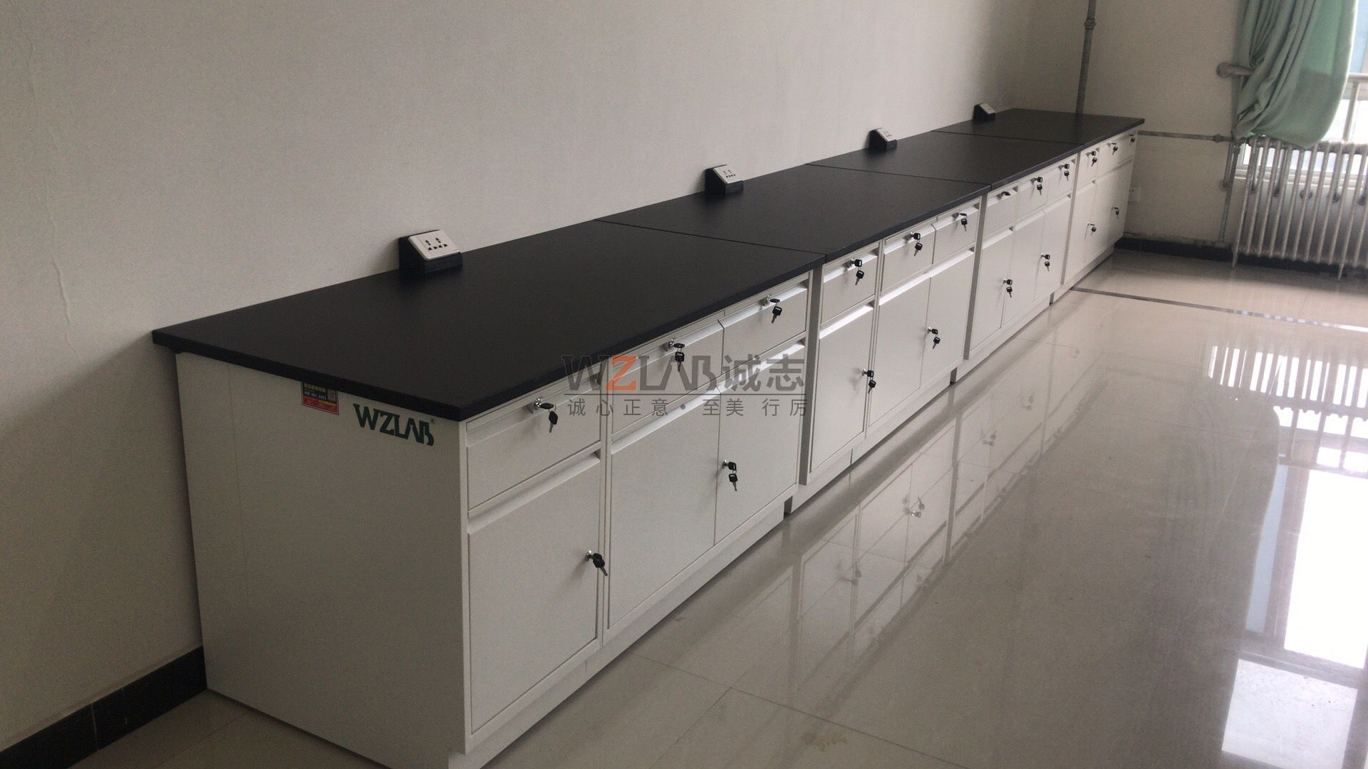 全鋼實驗臺邊臺